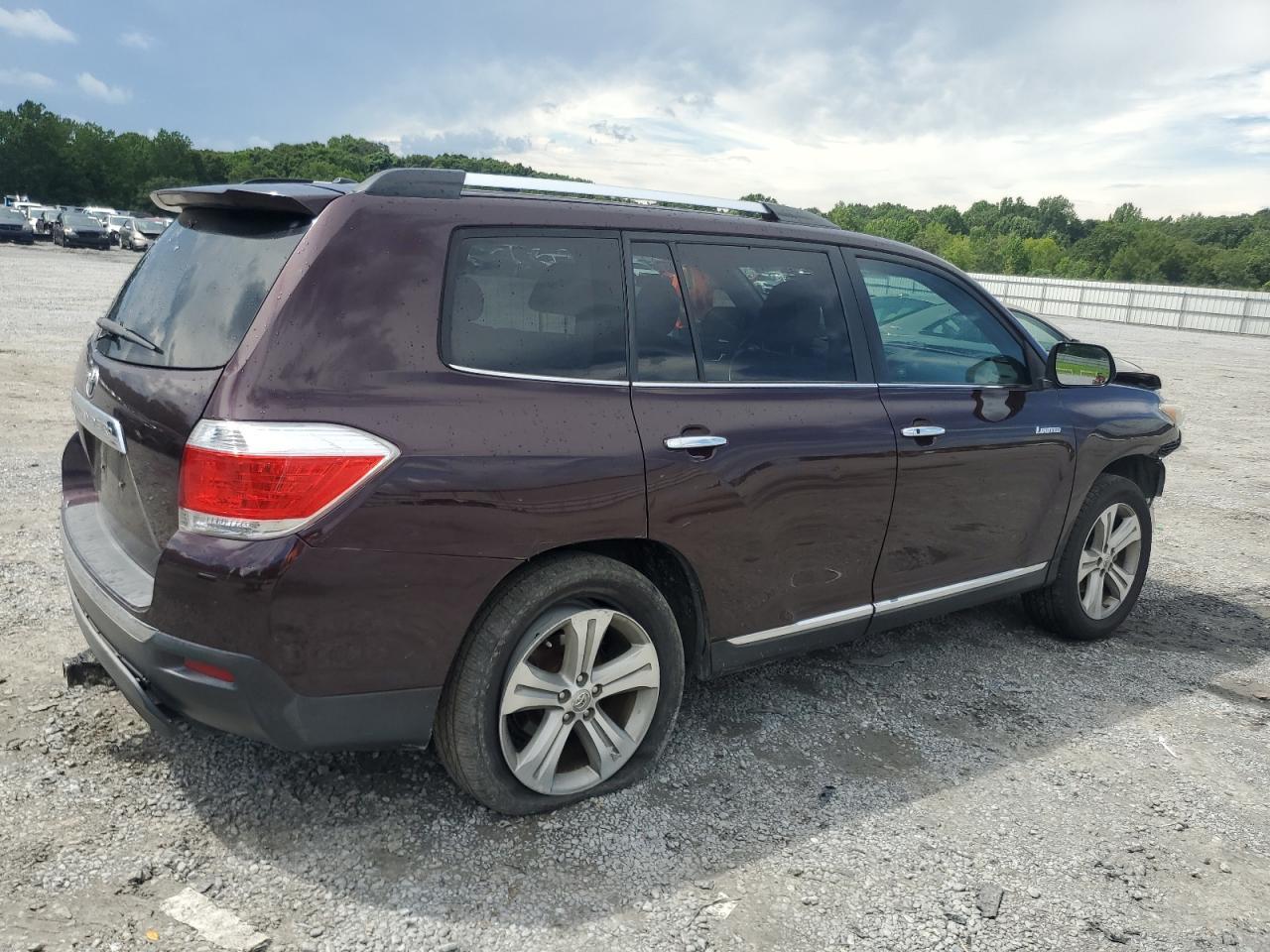 2012 Toyota Highlander Limited - Image 3
