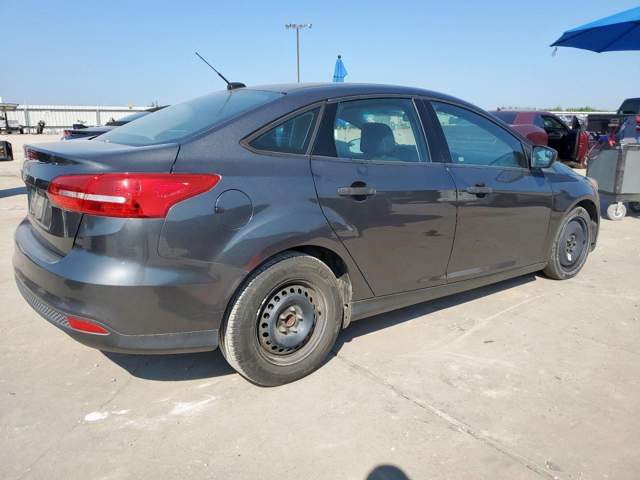 2018 Ford Focus S - Фото 3