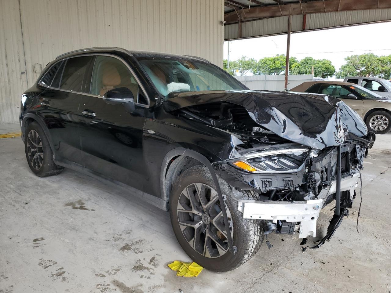 2025 Mercedes-Benz Glc 350E - Фото 4