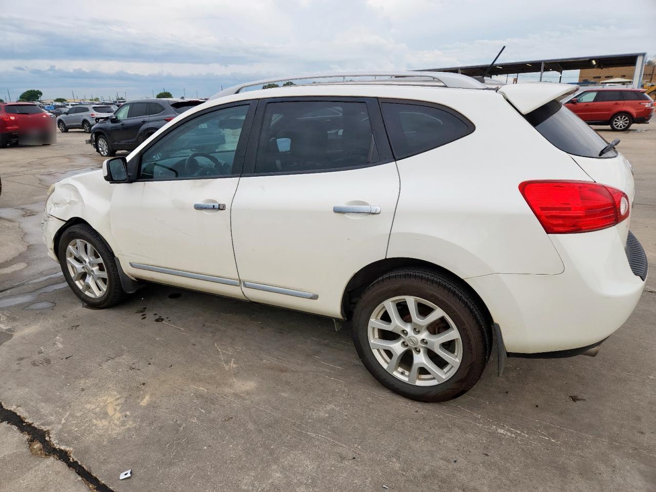 2011 Nissan Rogue S - Фото 2