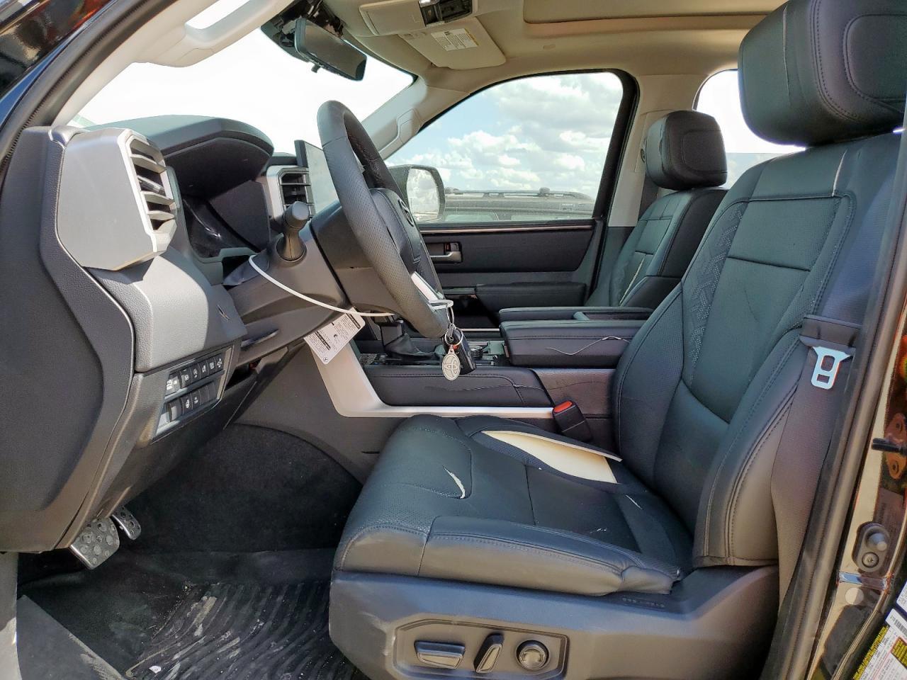 2024 Toyota Tundra Crewmax Limited - Фото 7