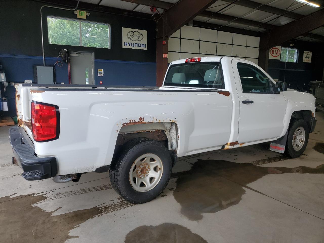 2016 Chevrolet Silverado K1500 - Image 3