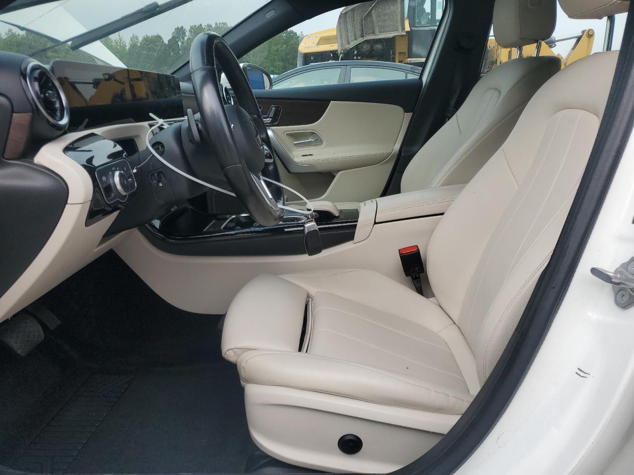 2019 Mercedes-Benz A 220 4Matic - Image 7