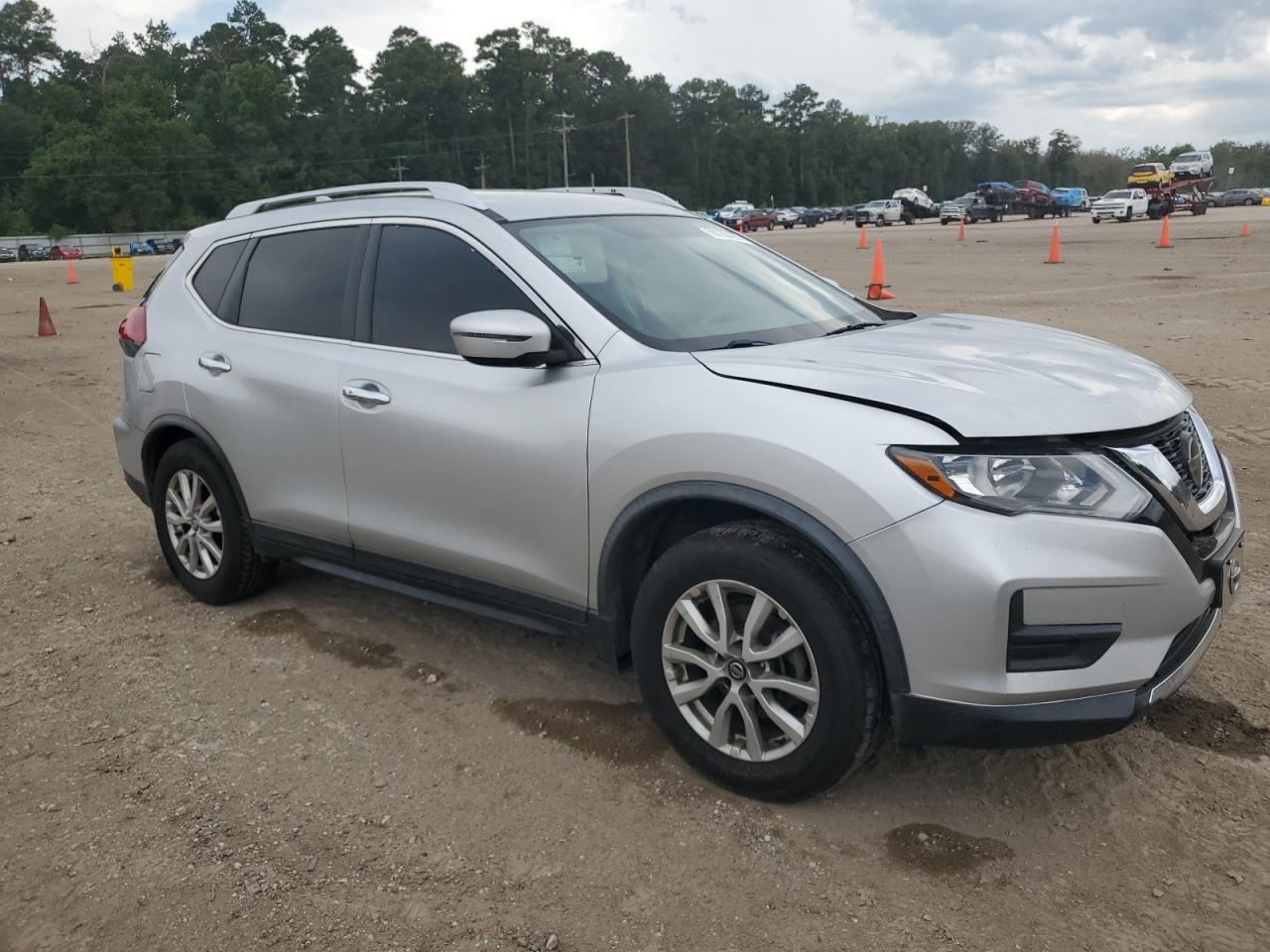 2018 Nissan Rogue S - Фото 4