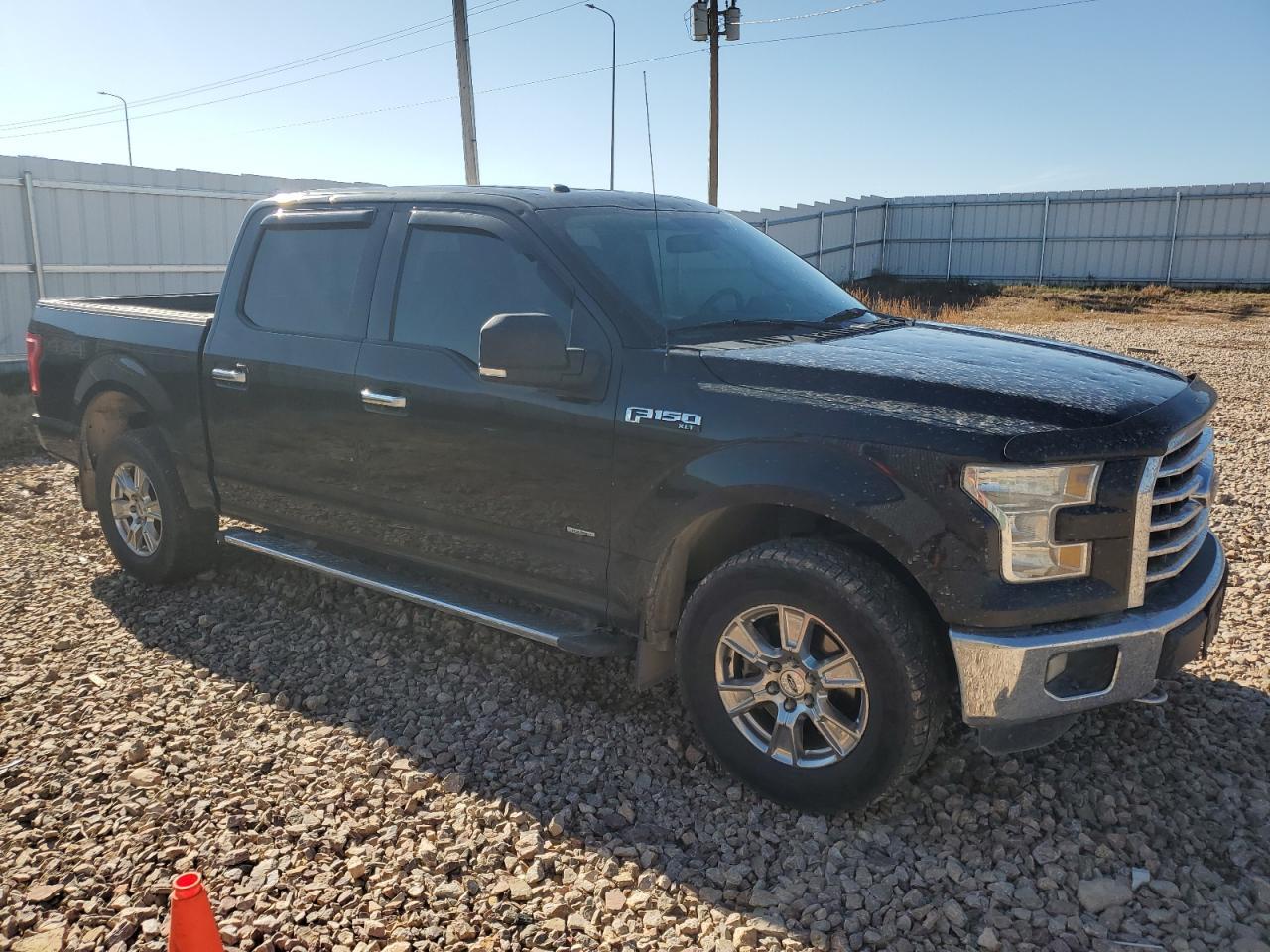 2015 Ford F150 Supercrew - Фото 4