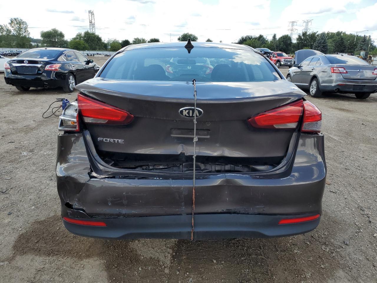 2017 Kia Forte Lx - Фото 6