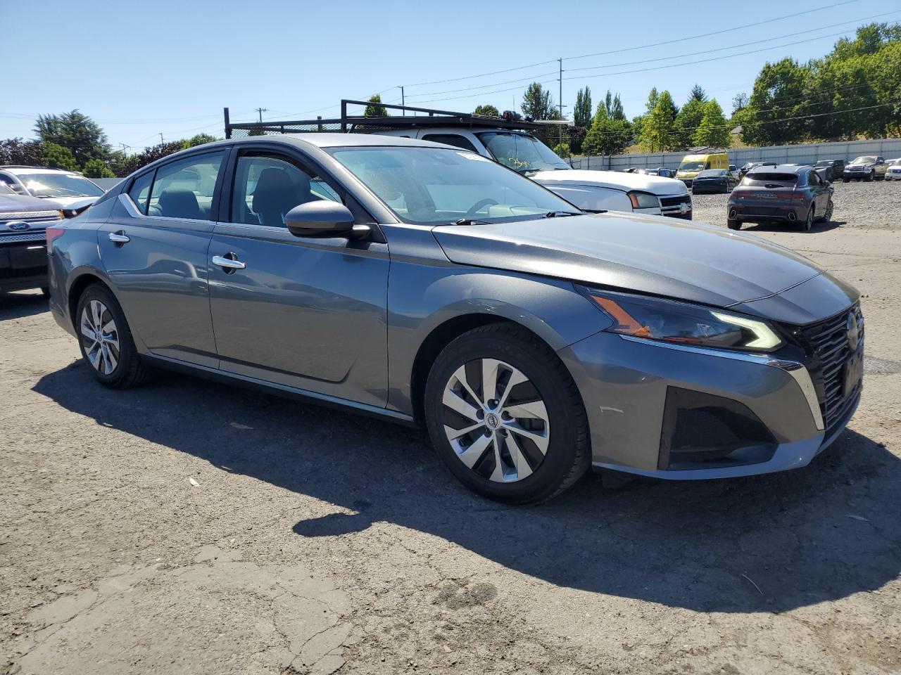 2023 Nissan Altima S - Image 4