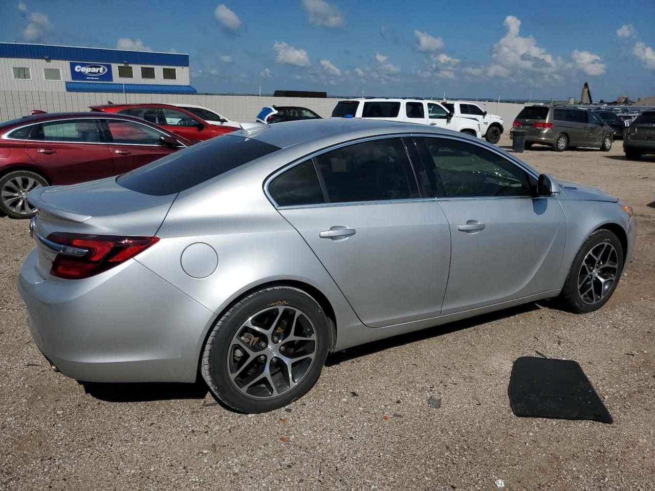 2017 Buick Regal Sport Touring - Фото 3