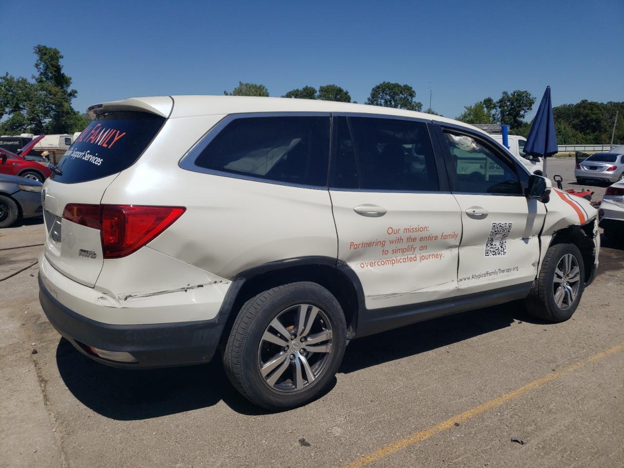 2017 Honda Pilot Exl - Image 3