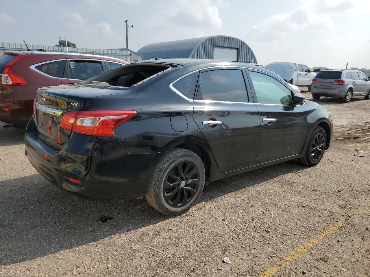 2019 Nissan Sentra S - Фото 3