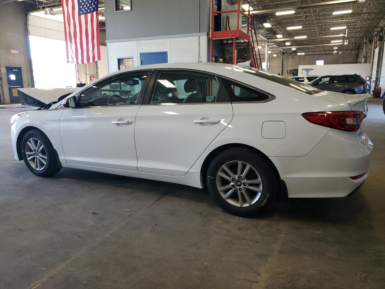 2015 Hyundai Sonata Se - Фото 2