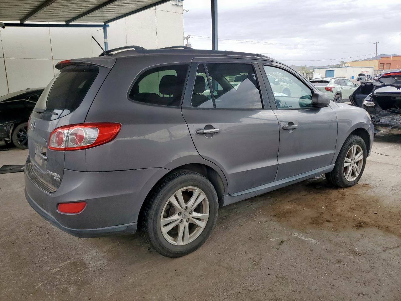 2010 Hyundai Santa Fe Se - Image 3