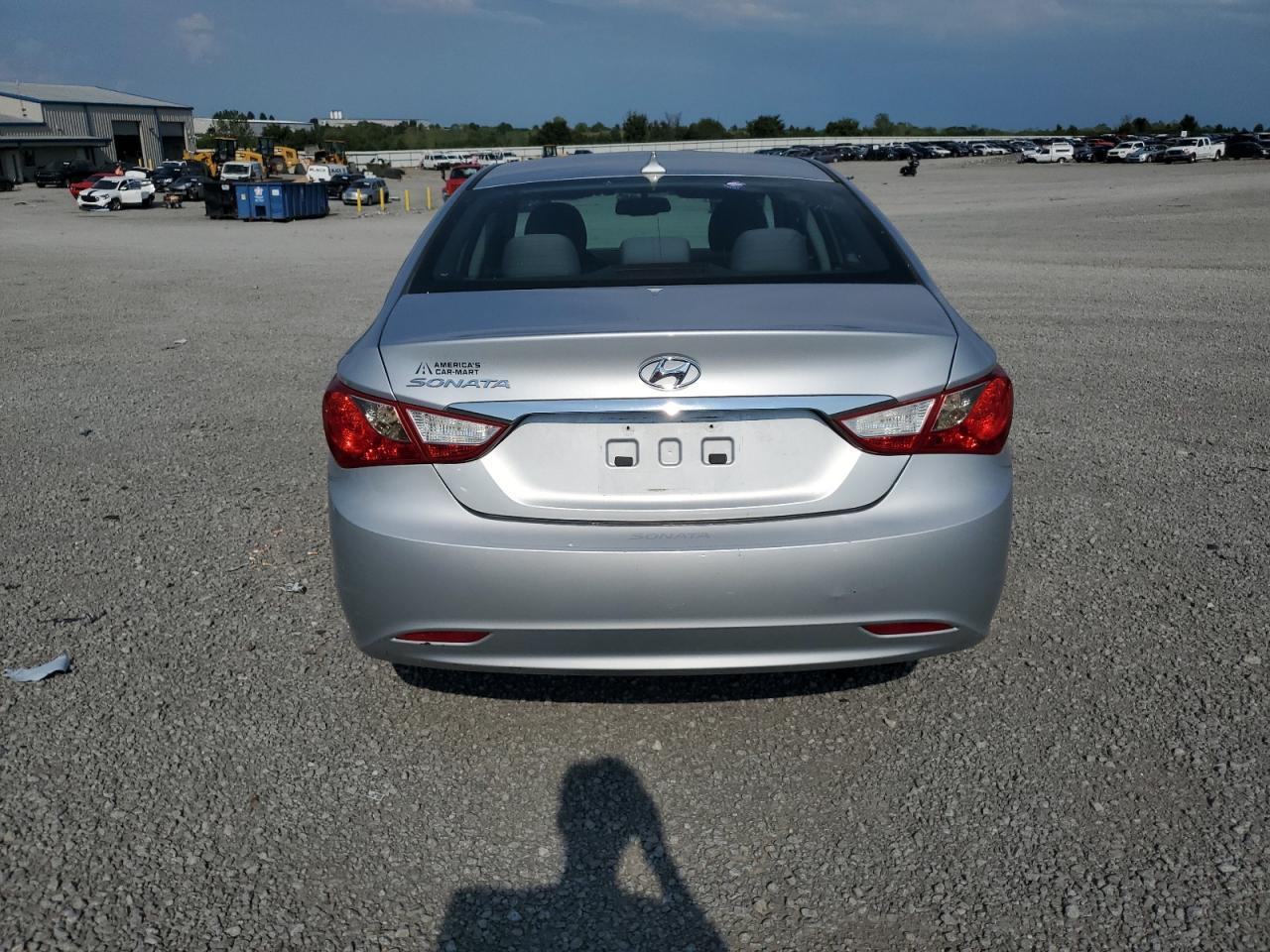 2012 Hyundai Sonata Gls - Image 6