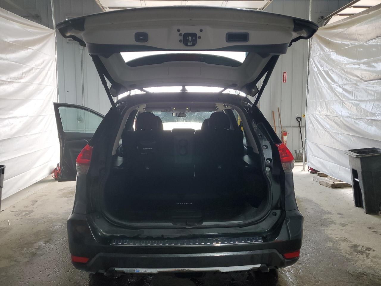 2018 Nissan Rogue S - Фото 6