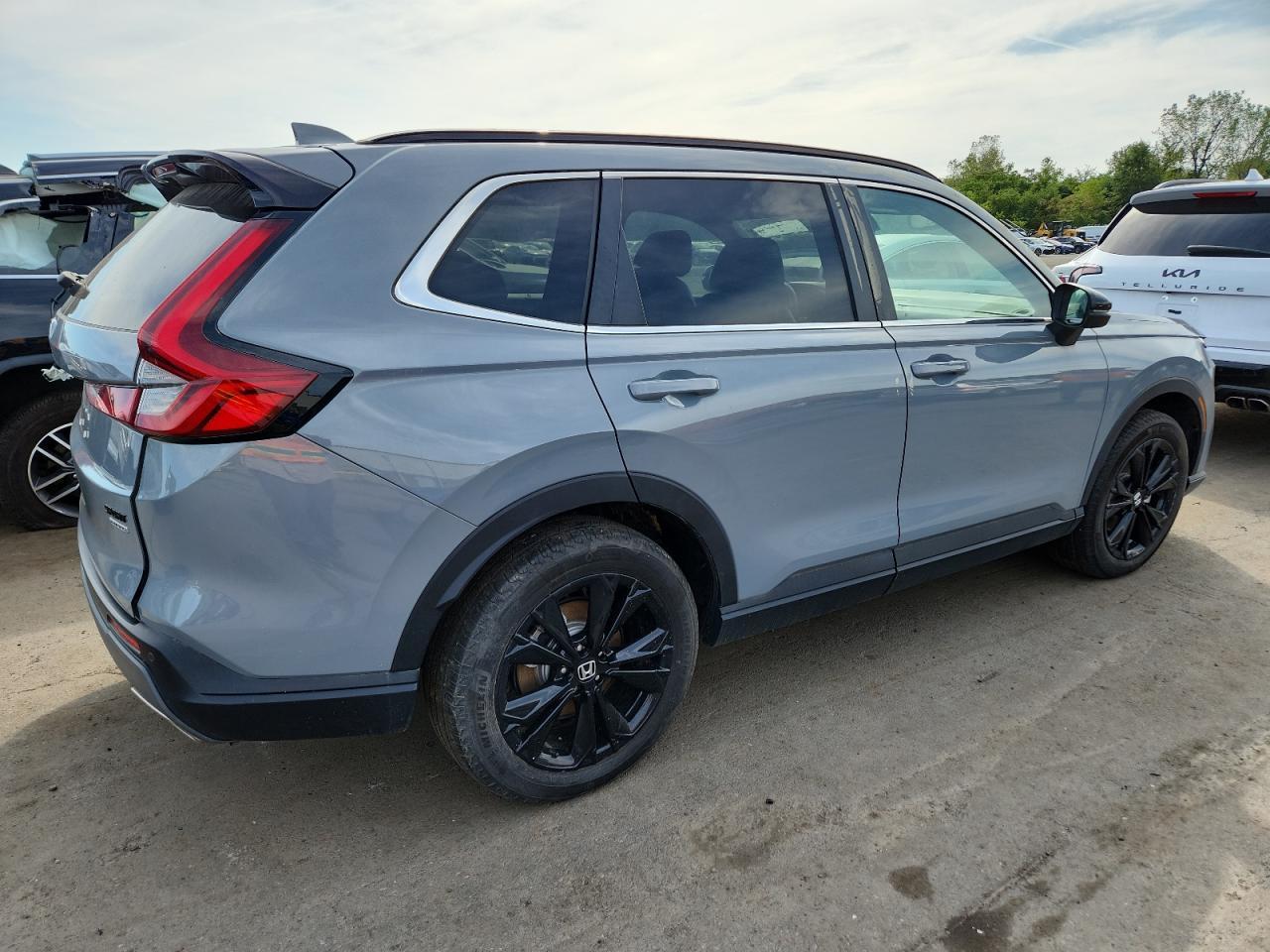 2023 Honda Cr-V Sport Touring - Фото 3