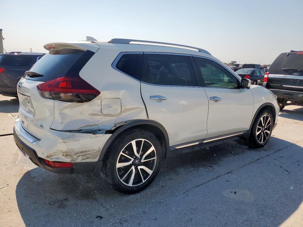 2020 Nissan Rogue S - Фото 3