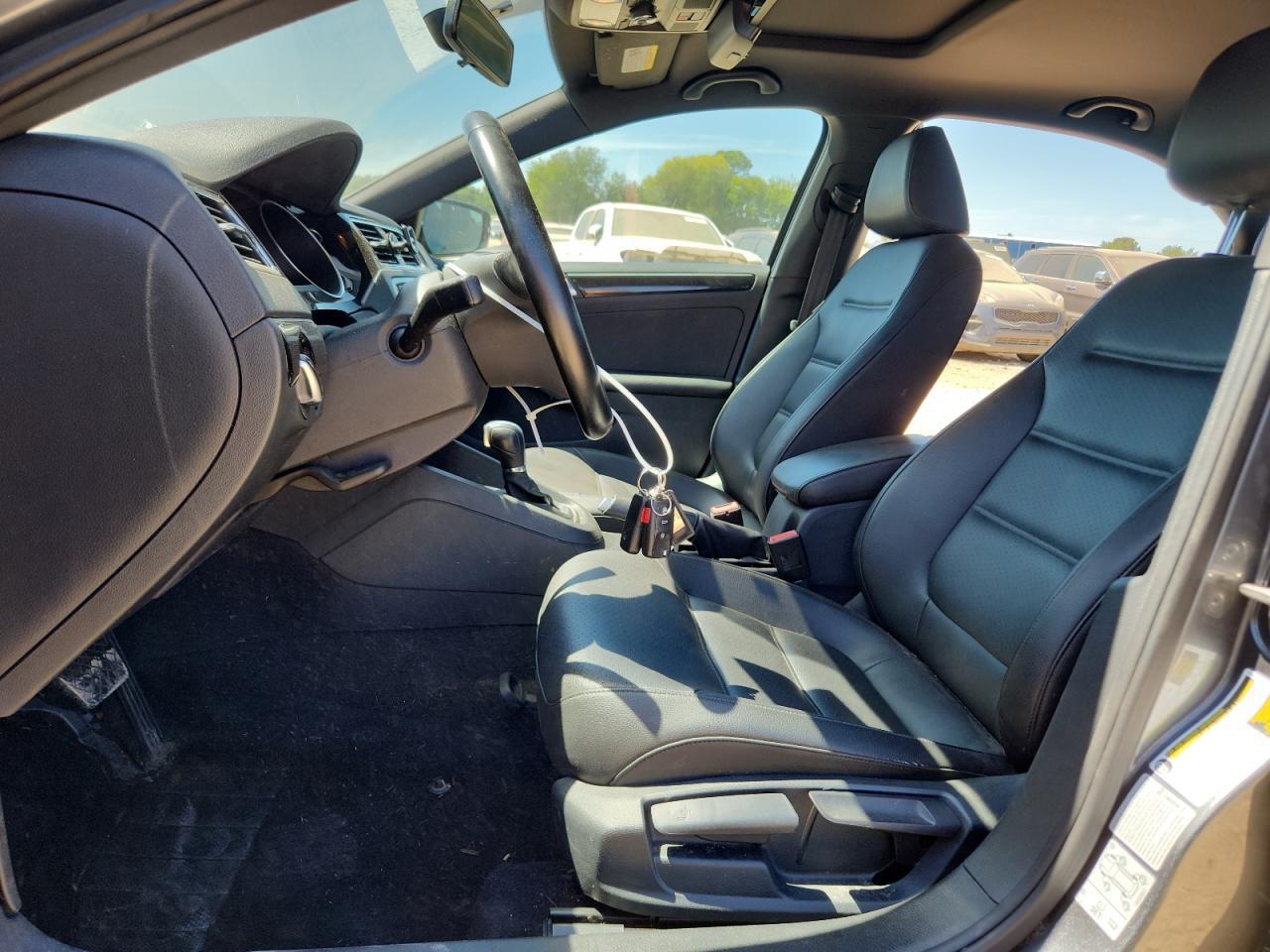 2018 Volkswagen Jetta Sport - Image 7