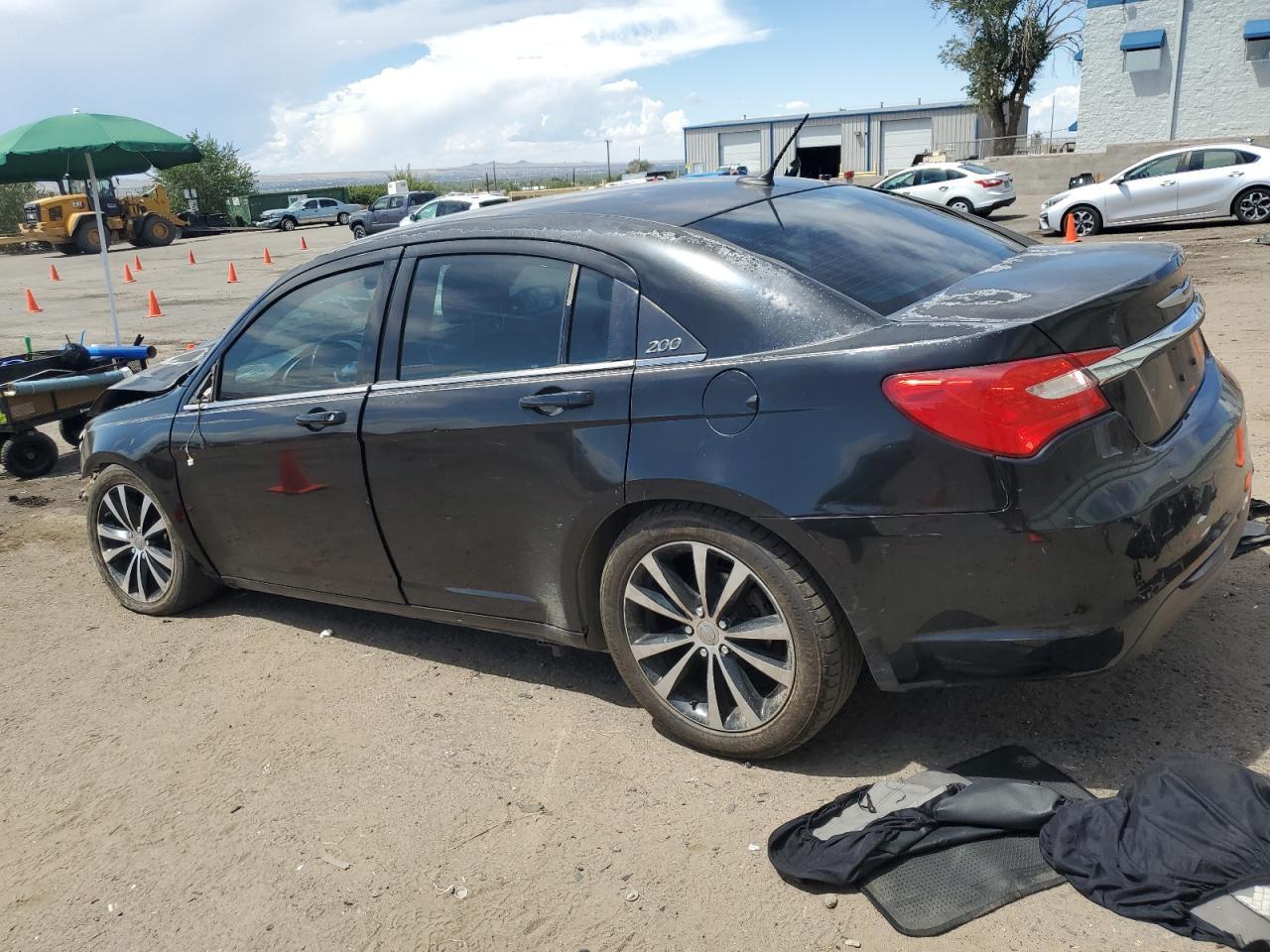 2014 Chrysler 200 Touring - Фото 2