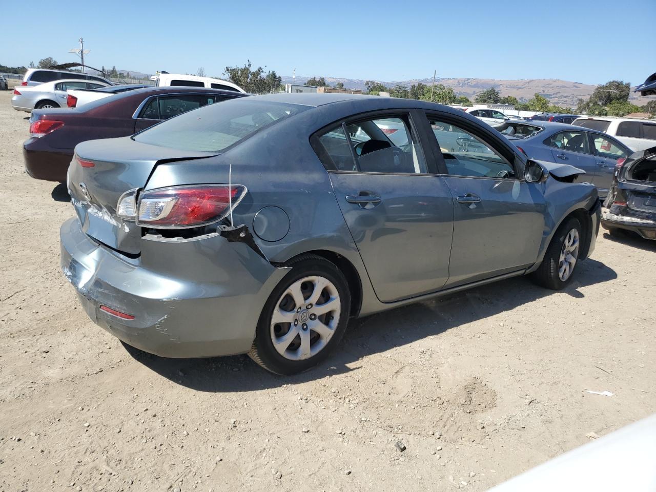 2012 Mazda 3 I - Фото 3