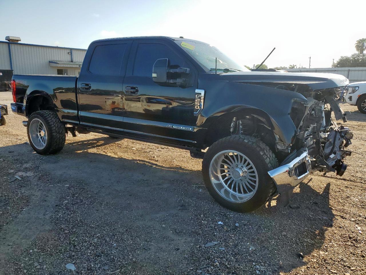 2017 Ford F250 Super Duty - Фото 4