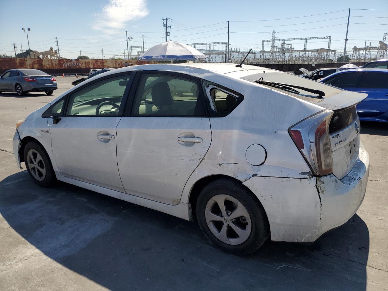 2013 Toyota Prius - Image 2