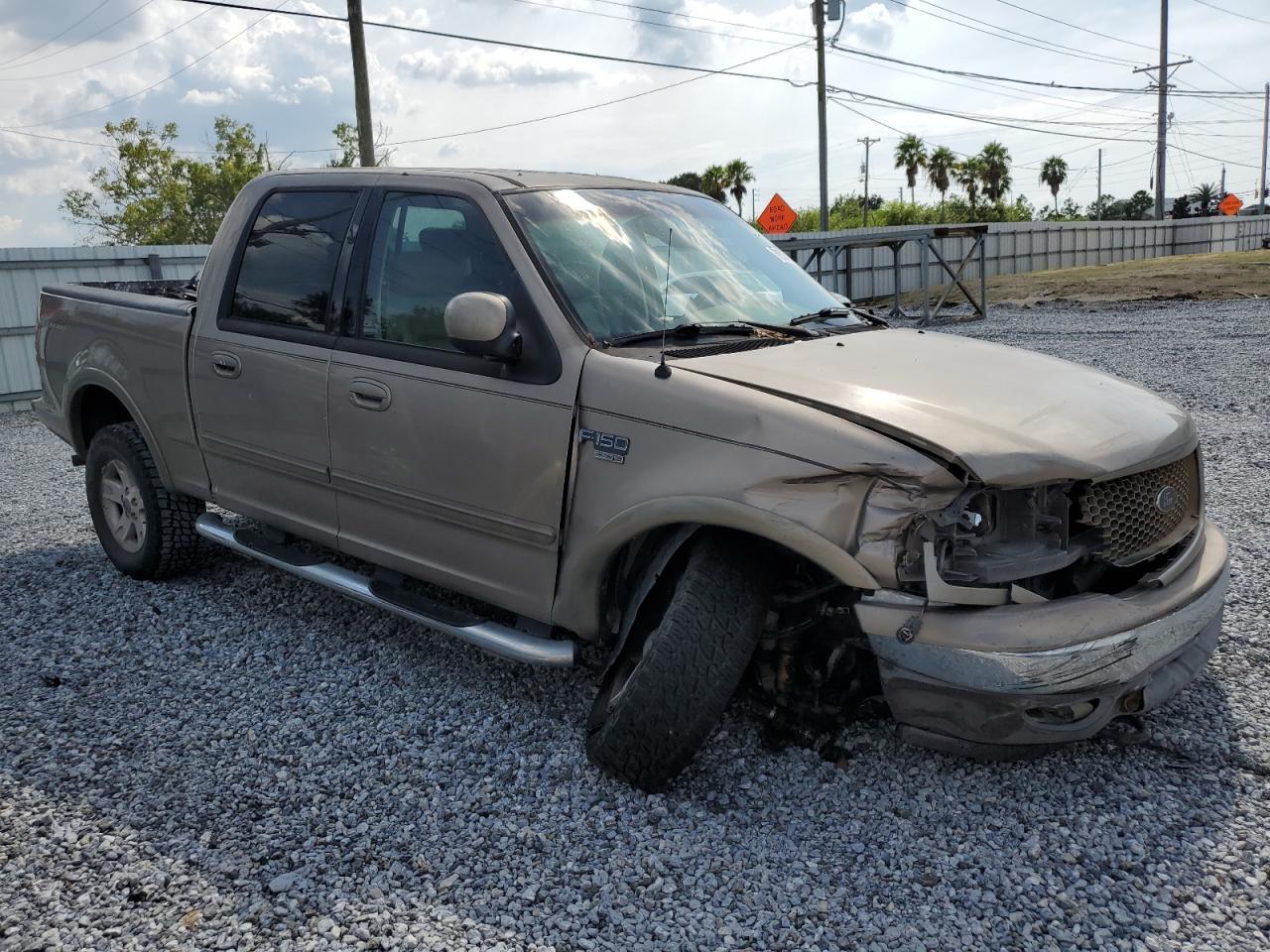 2003 Ford F150 Supercrew - Image 4