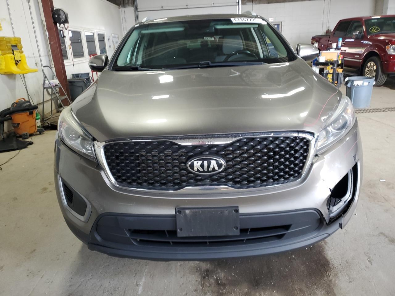 2016 Kia Sorento Lx - Фото 5