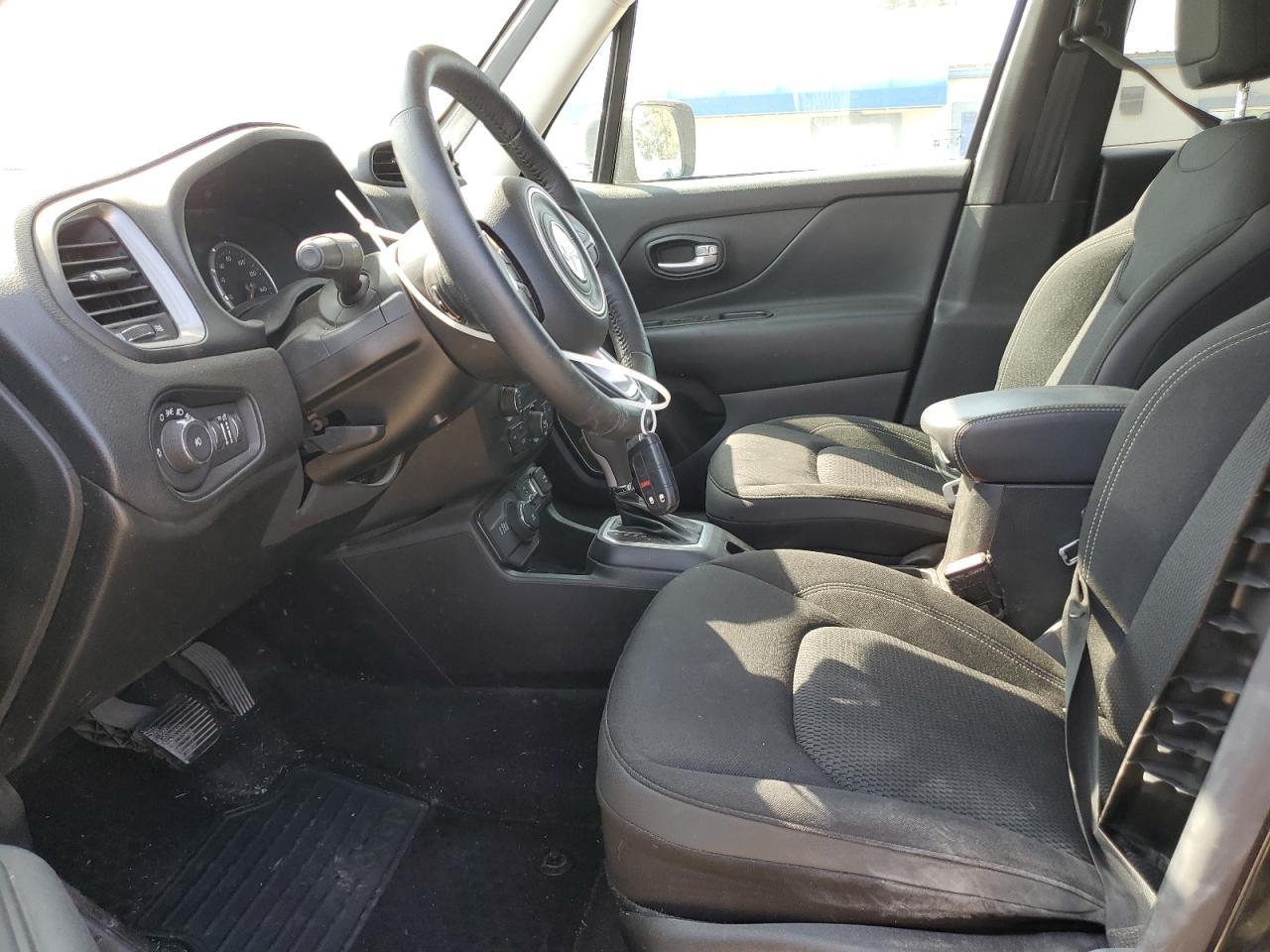 2023 Jeep Renegade Latitude - Фото 7