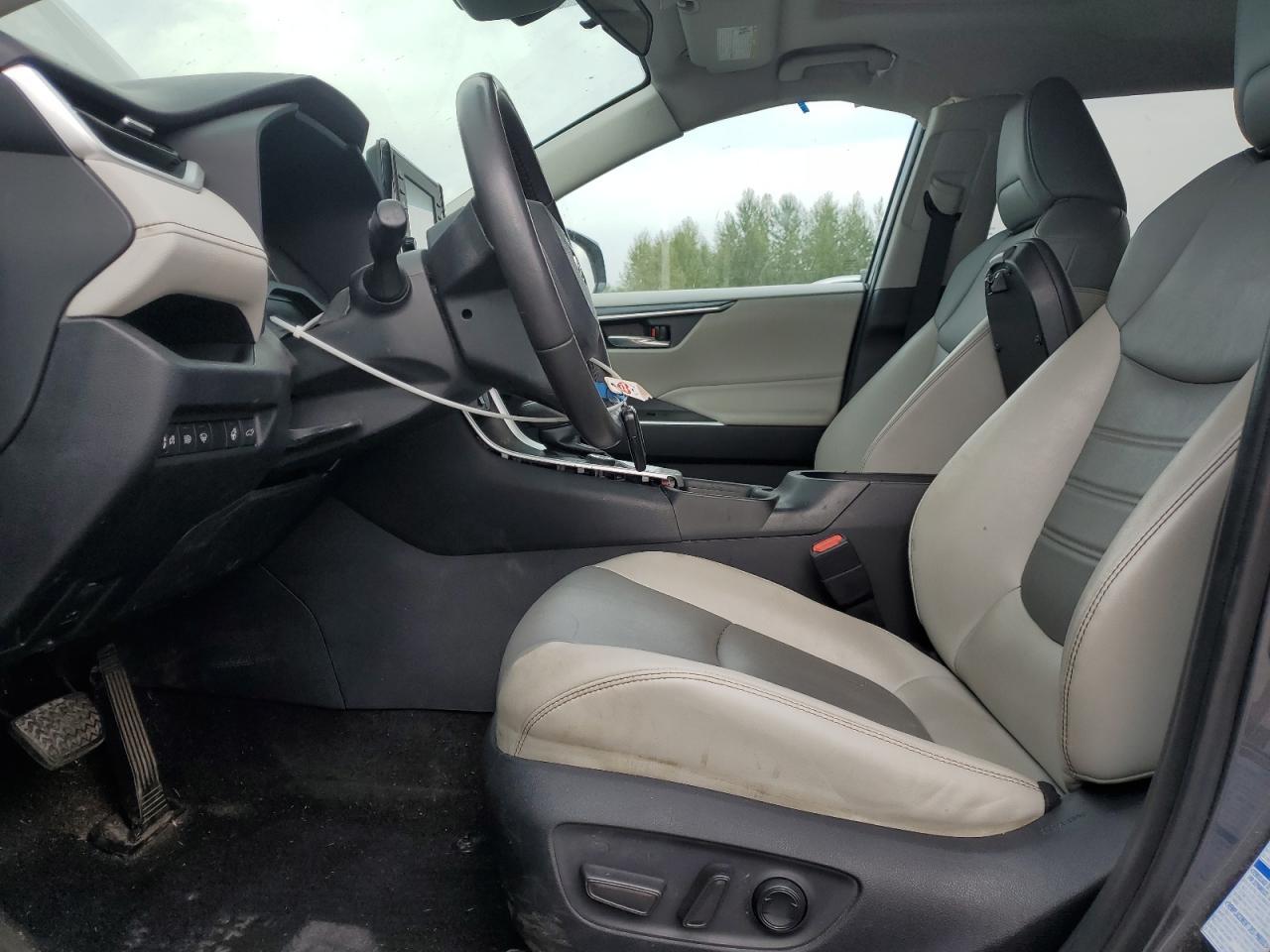 2021 Toyota Rav4 Xle Premium - Image 7
