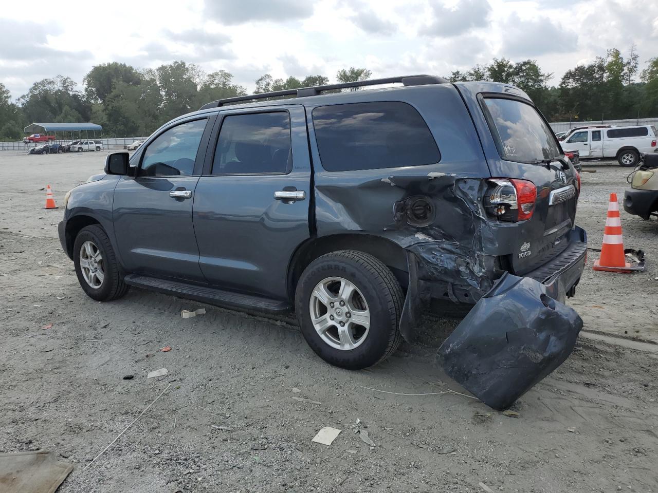 2008 Toyota Sequoia Limited - Image 2