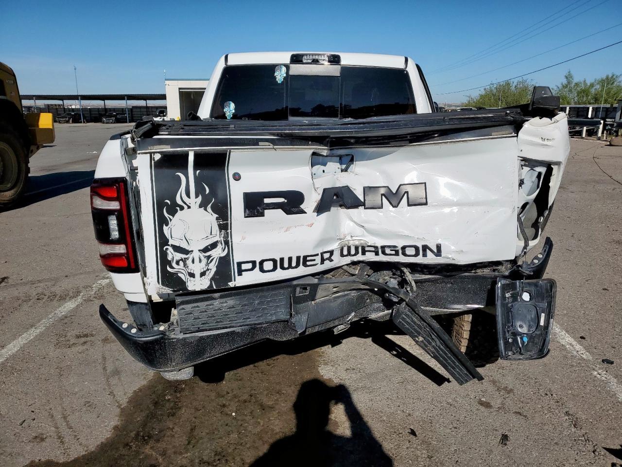 2021 Ram 2500 Powerwagon - Фото 6