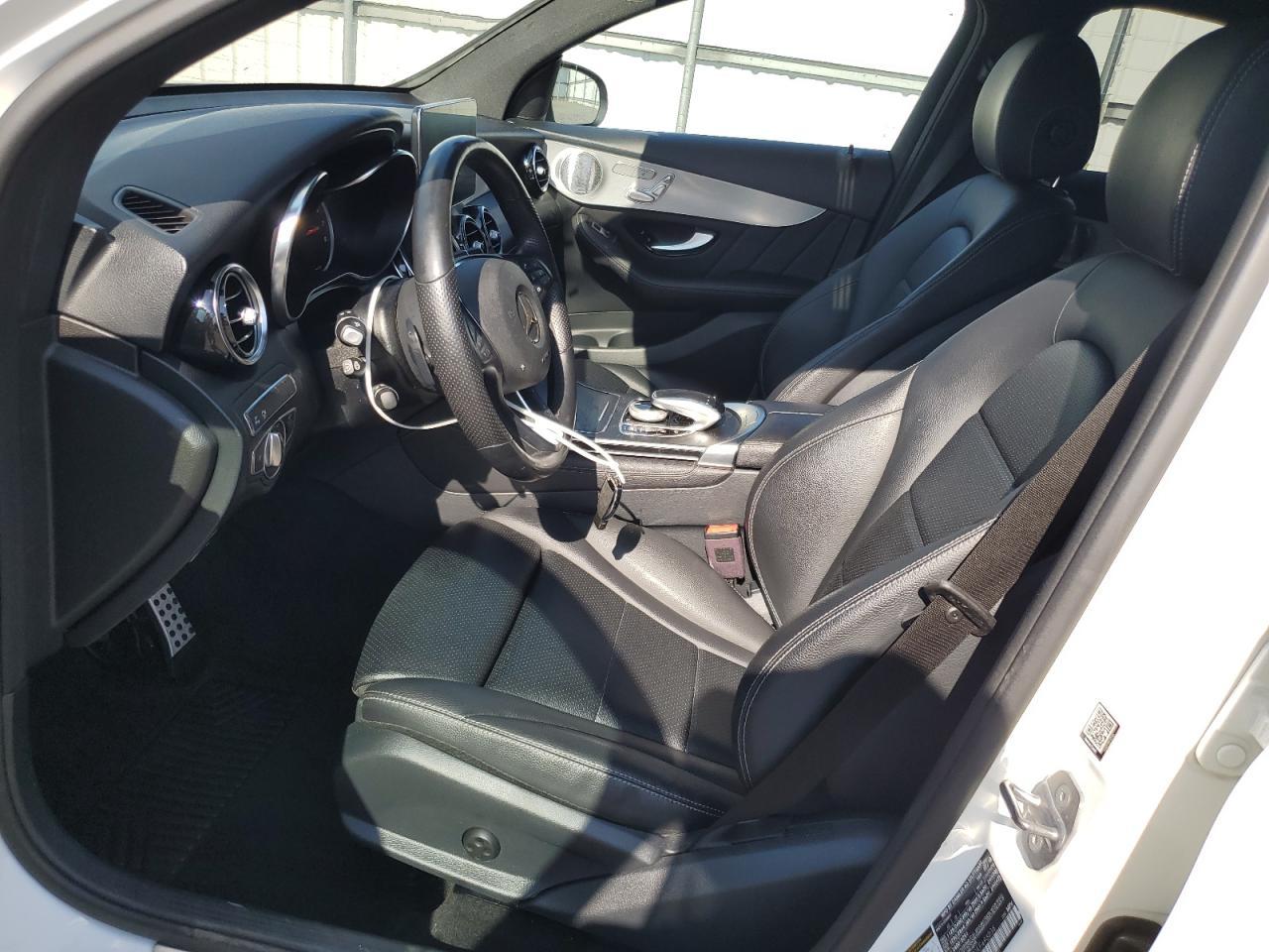 2019 Mercedes-Benz Glc Coupe 300 4Matic - Image 7
