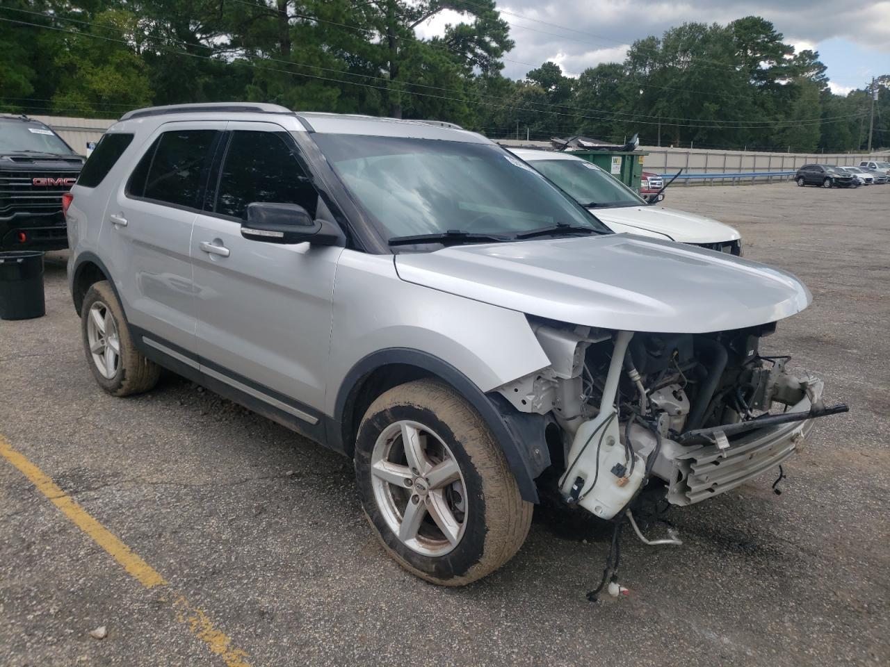 2016 Ford Explorer Xlt - Фото 4