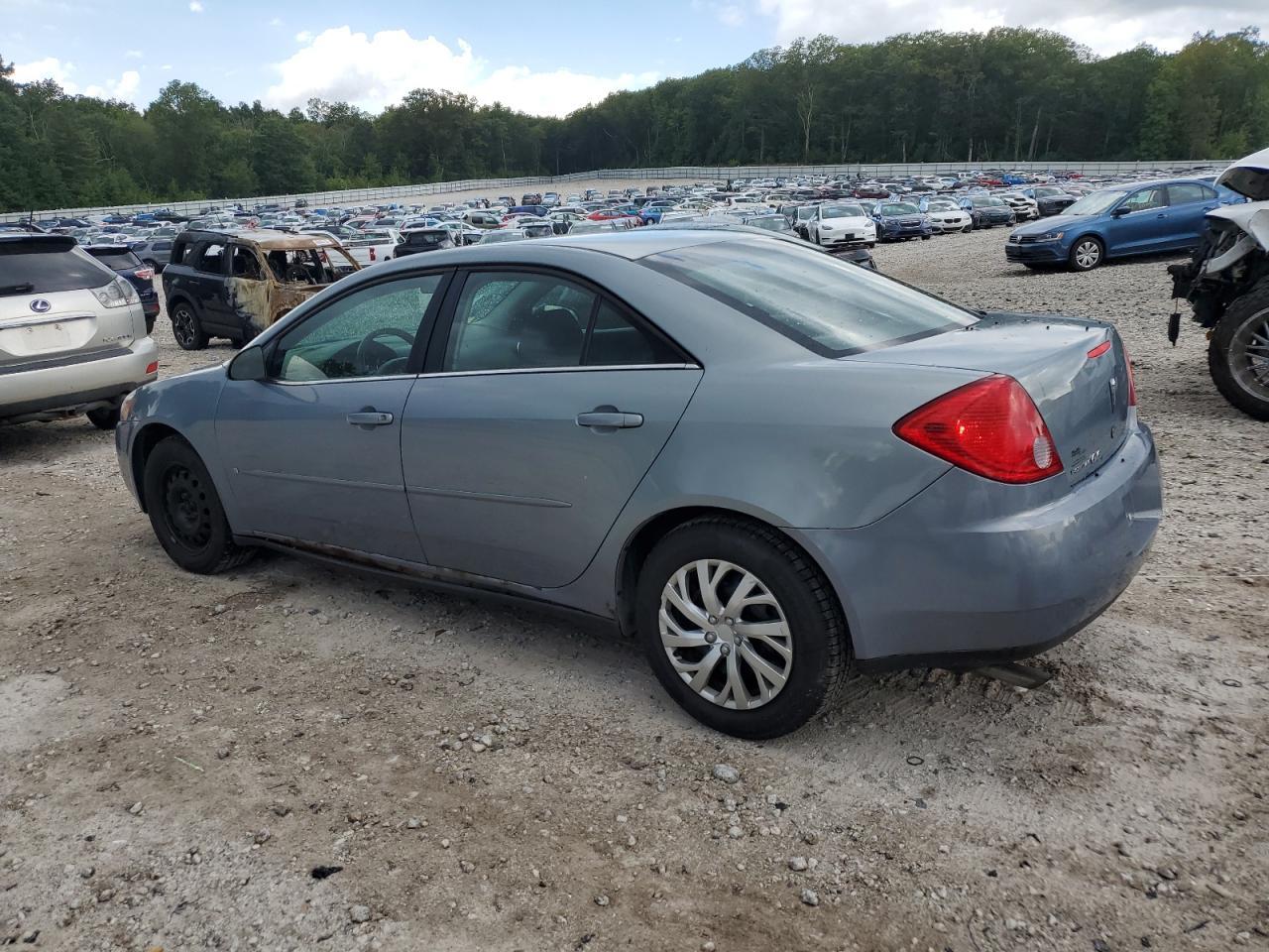 2007 Pontiac G6 Value Leader Value Leader - Фото 2