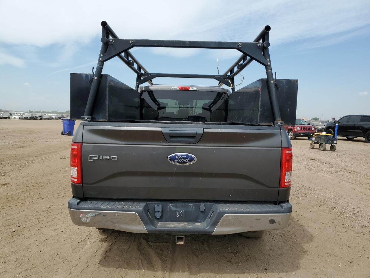 2015 Ford F150 Super Cab - Фото 6