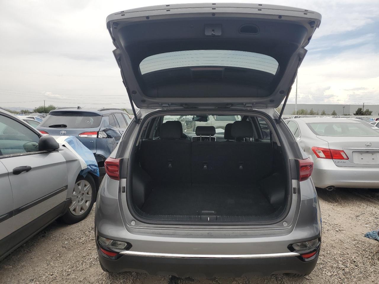 2022 Kia Sportage Lx - Image 6