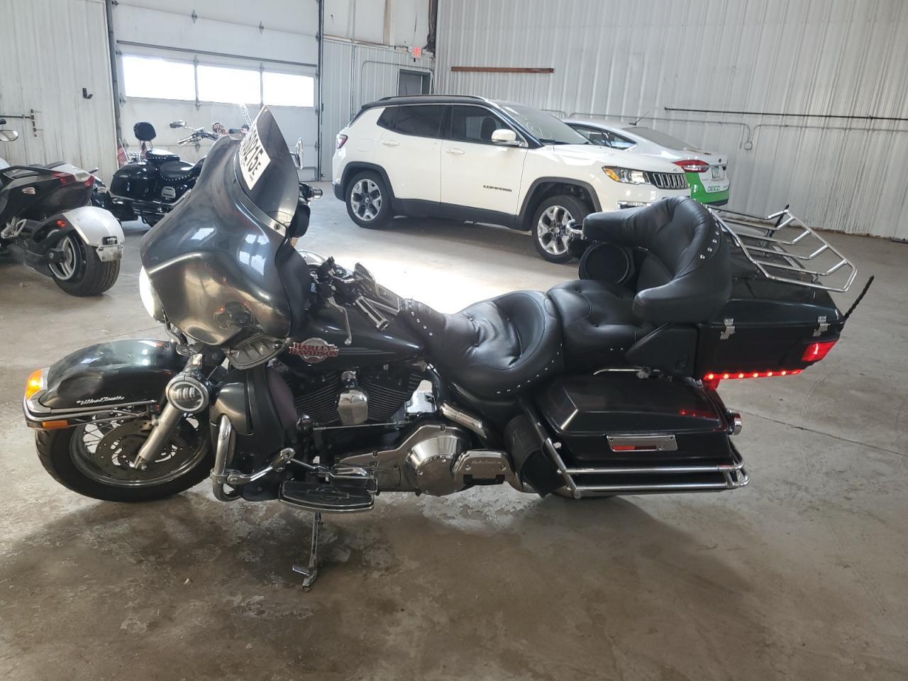 2006 Harley-Davidson Flhtcui - Фото 3