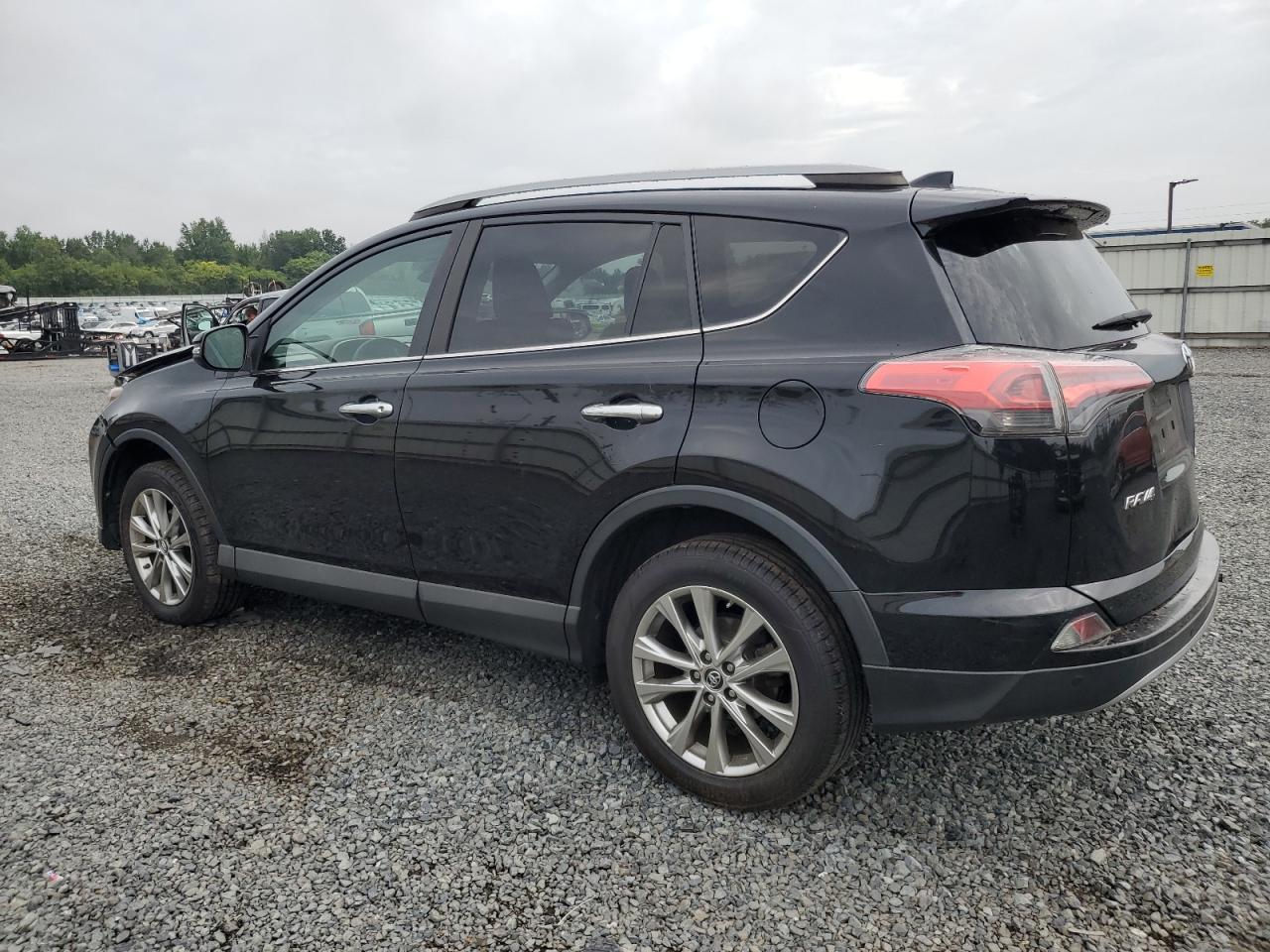 2018 Toyota Rav4 Limited - Фото 2