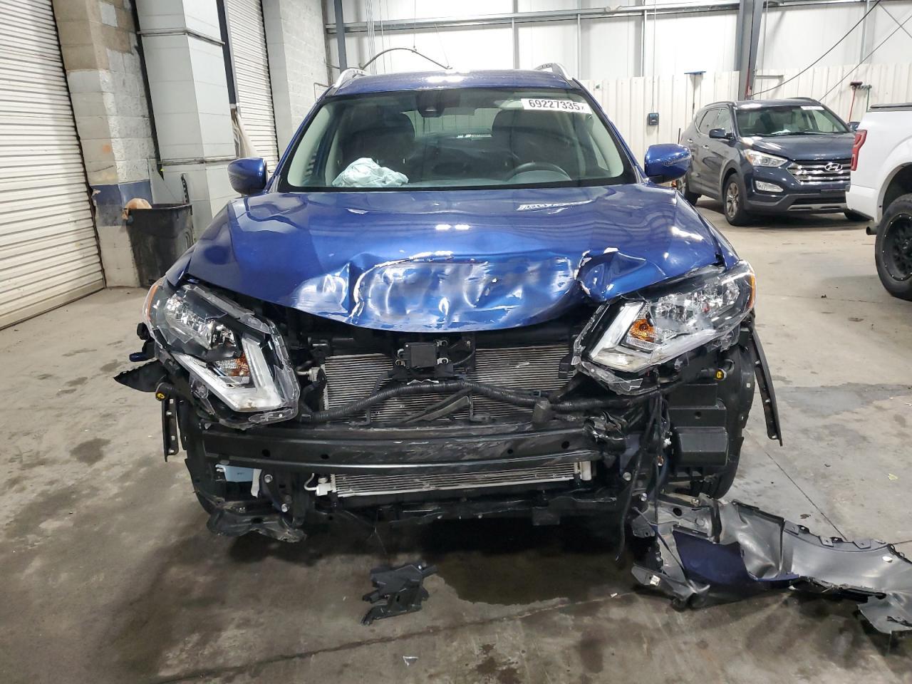 2019 Nissan Rogue S - Image 5