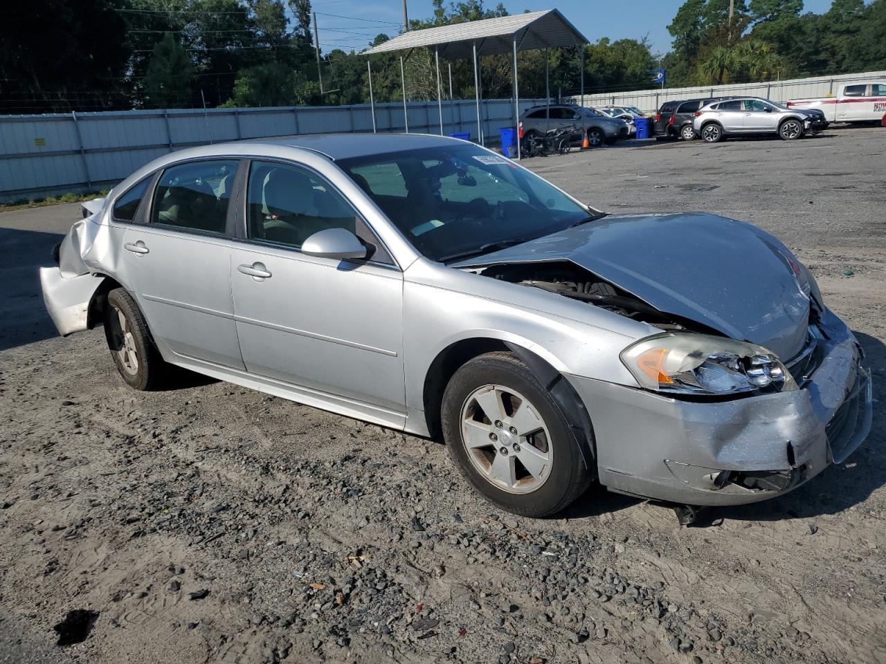 2011 Chevrolet Impala Lt - Image 4