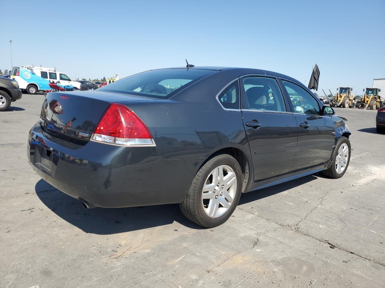 2016 Chevrolet Impala Limited Lt - Image 3