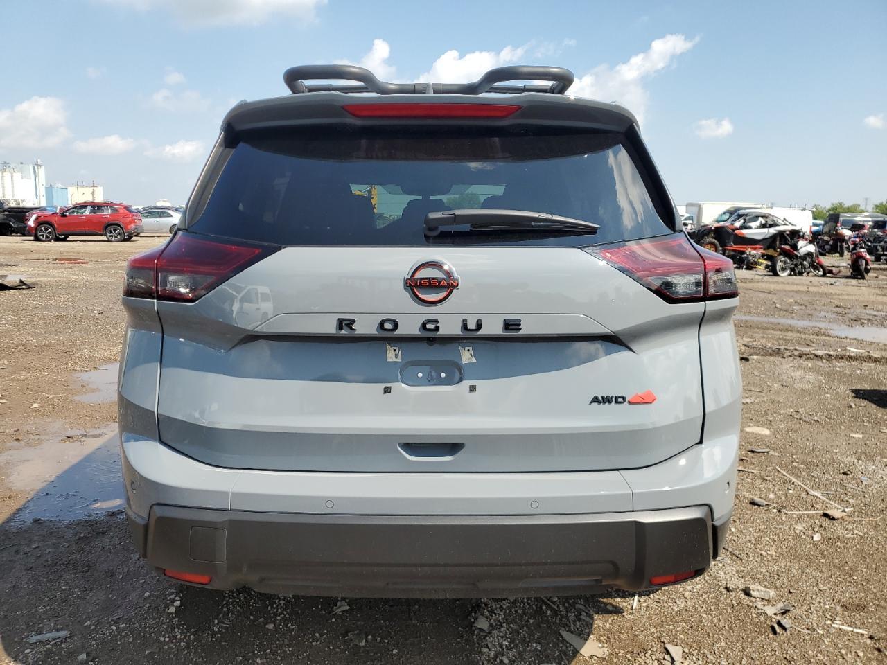 2025 Nissan Rogue Sv - Image 6