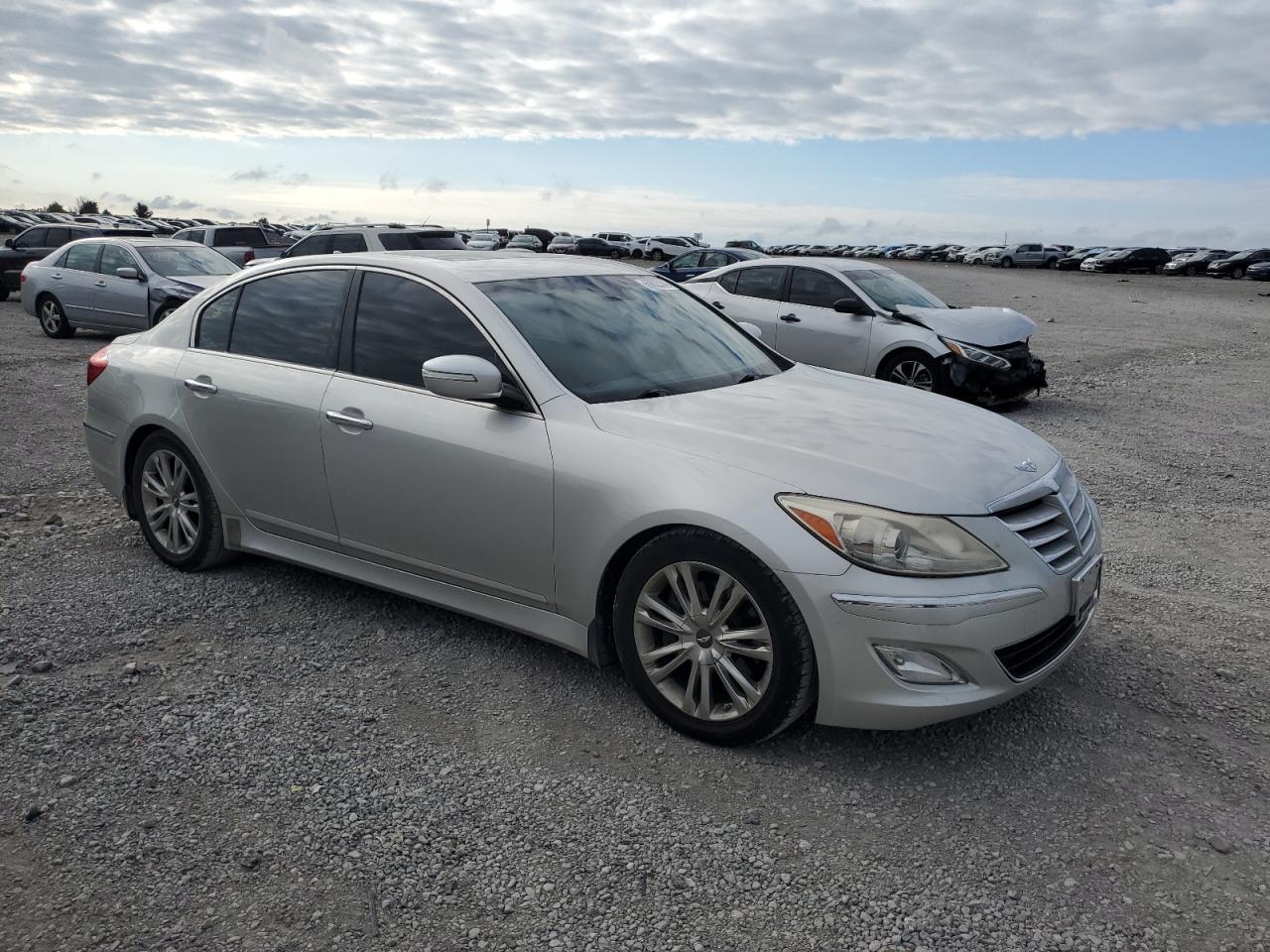 2013 Hyundai Genesis 3.8L - Image 4