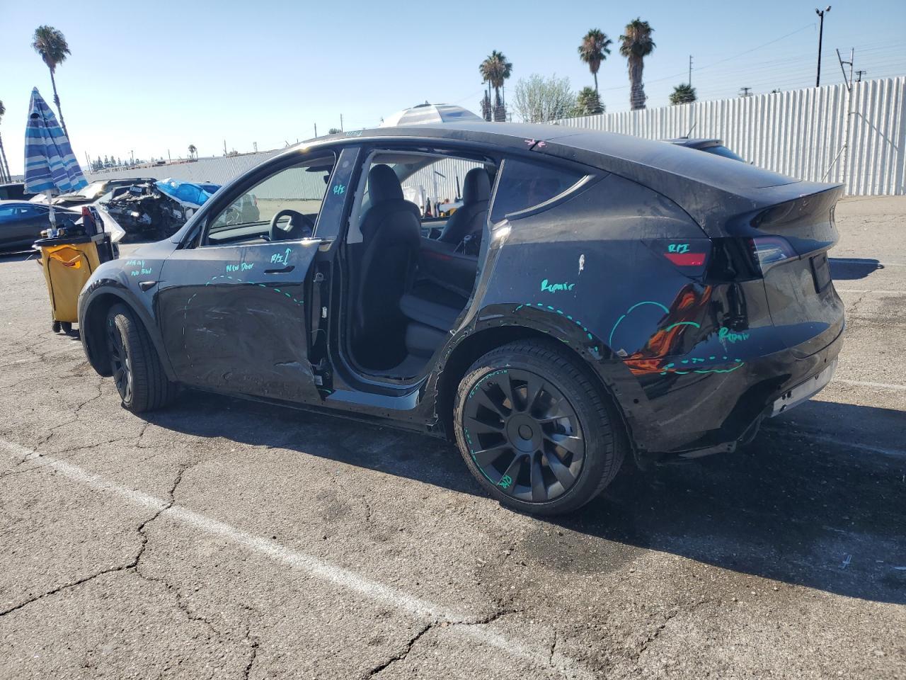 2022 Tesla Model Y - Фото 2