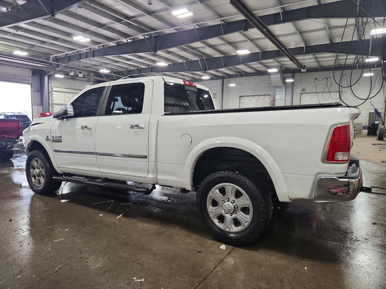 2014 Ram 2500 Laramie - Фото 2