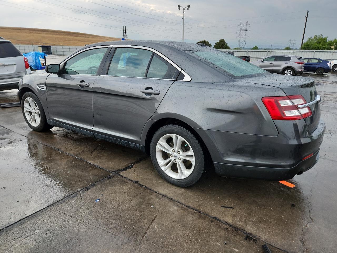 2016 Ford Taurus Sel - Image 2