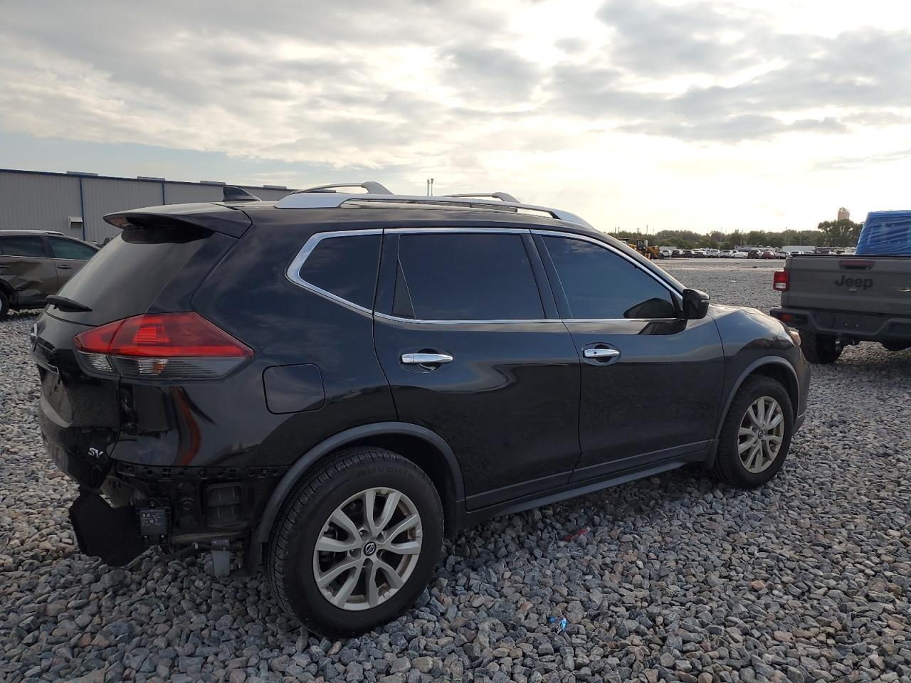 2019 Nissan Rogue S - Фото 3