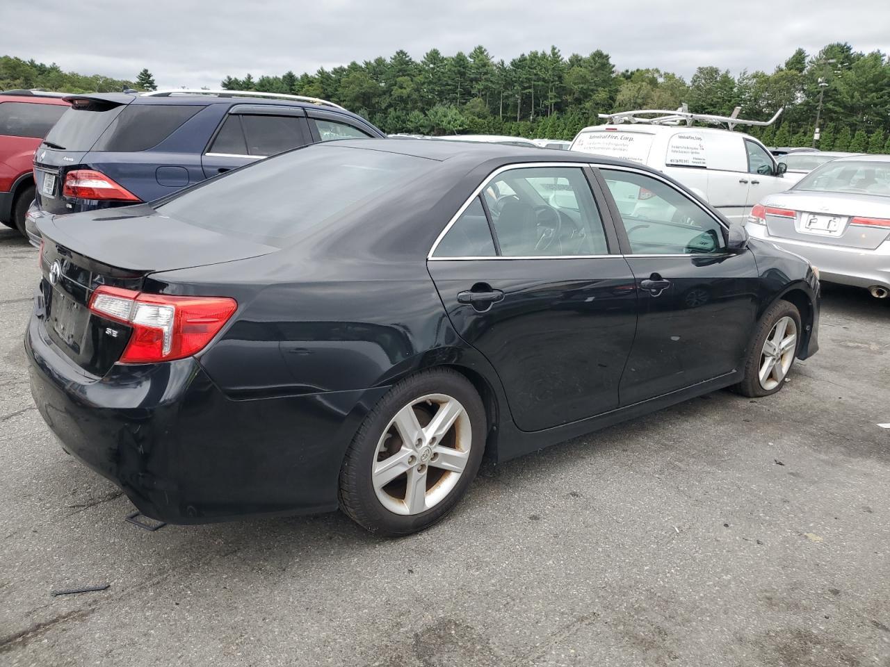 2014 Toyota Camry L - Image 3