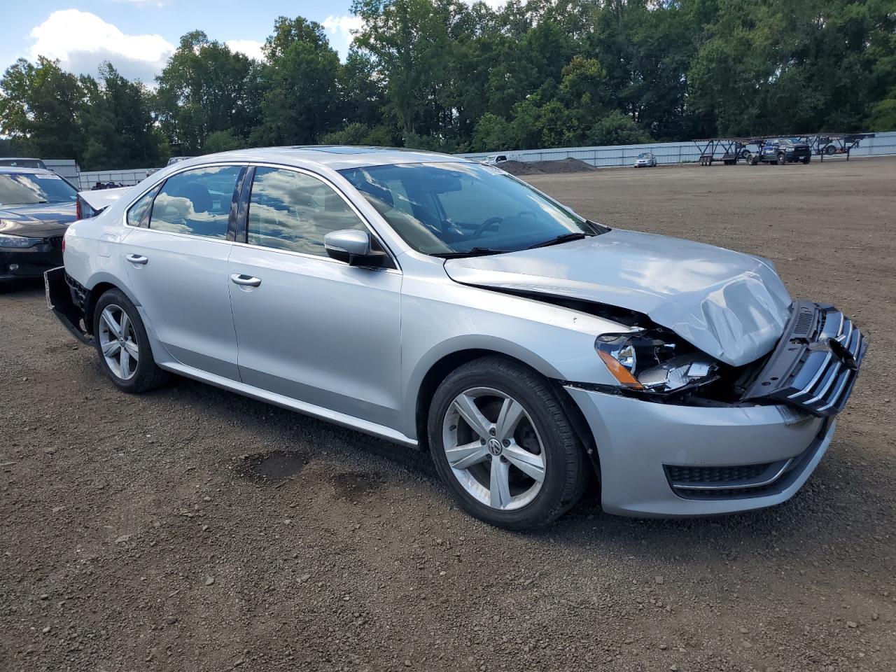 2013 Volkswagen Passat Se - Image 4