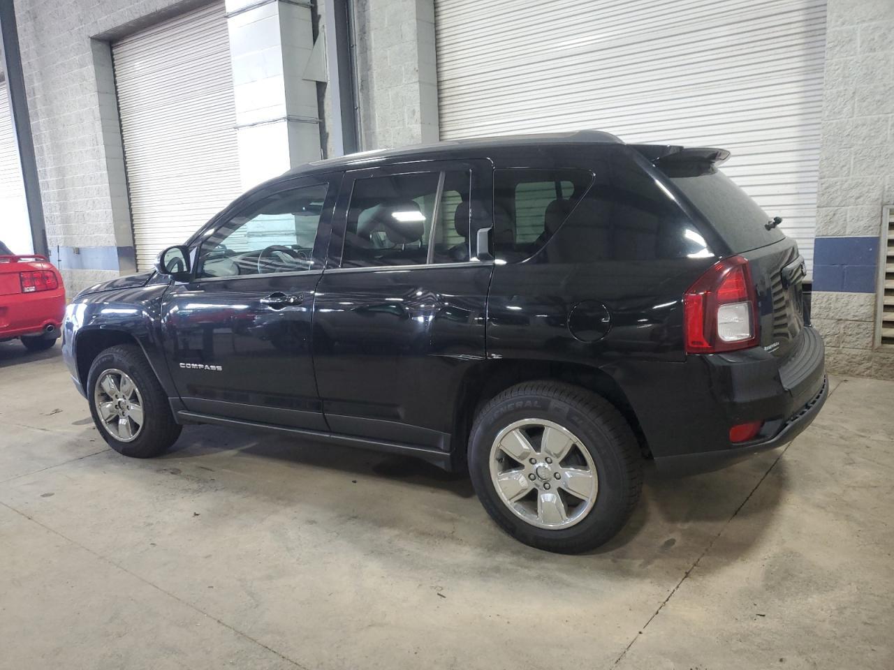 2014 Jeep Compass Sport - Фото 2